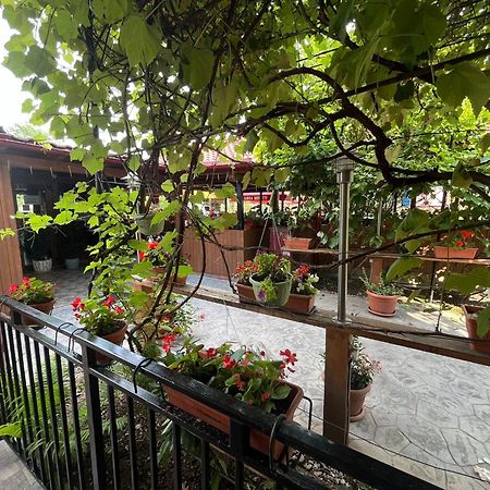 Kilometru108 Hotel Leordina Luaran gambar